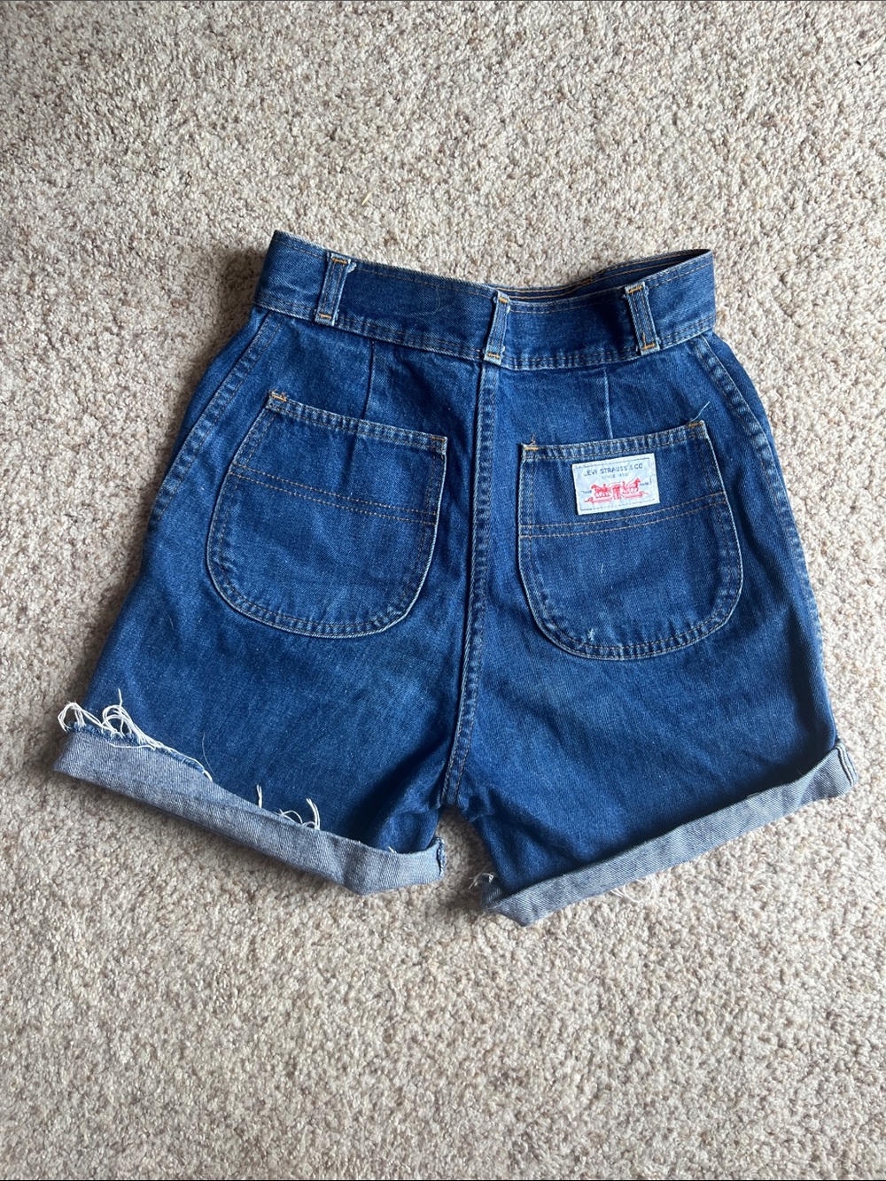 Vintage High Waisted Levi Jean Shorts